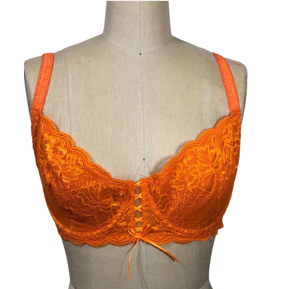 Frederick’s Of Hollywood Lace Orange Bra 32DD intimates underwire bow lovely